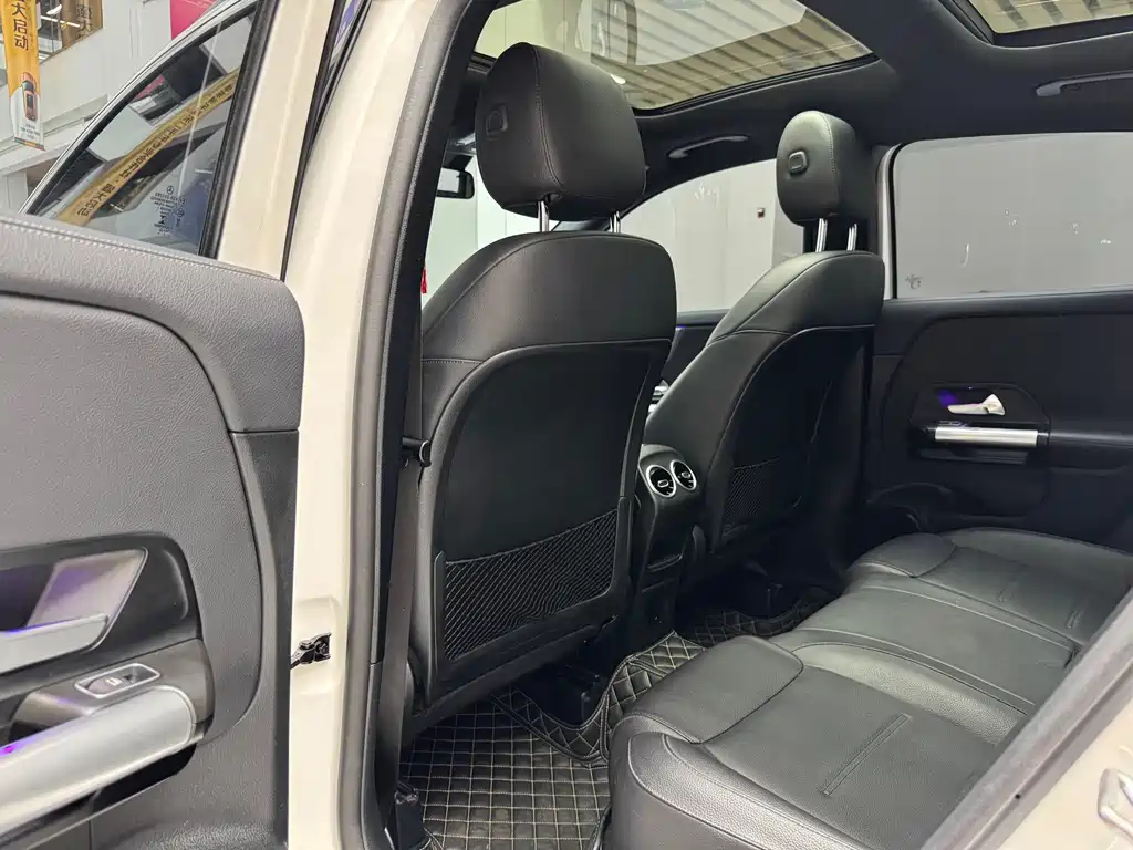 Mercedes-Benz GLA 2022 — фото 14