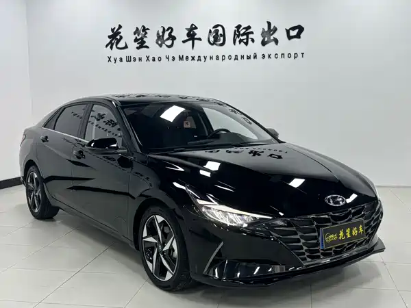Hyundai Elantra 2023