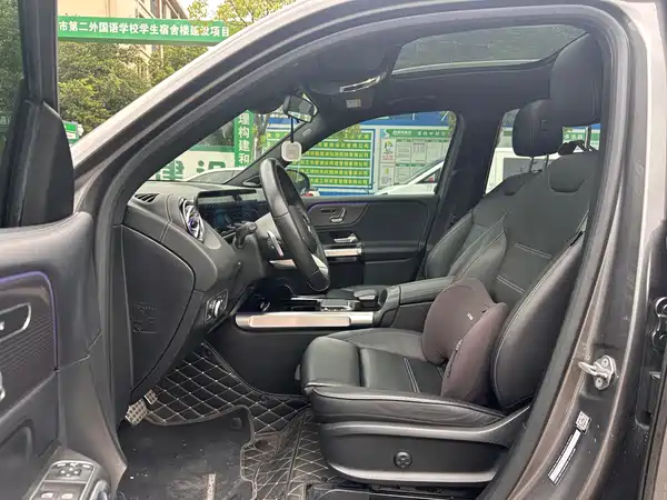 Mercedes-Benz EQB 2022