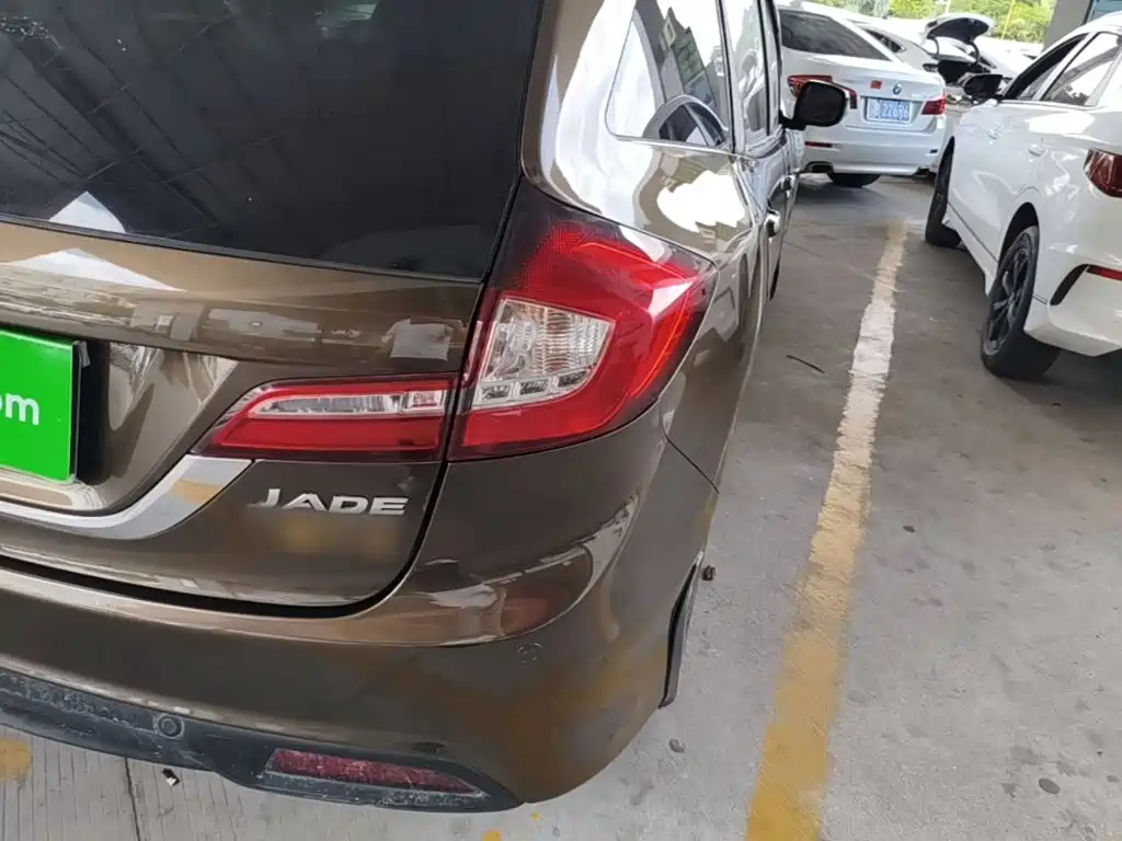 Honda Jade 2016 — фото 24