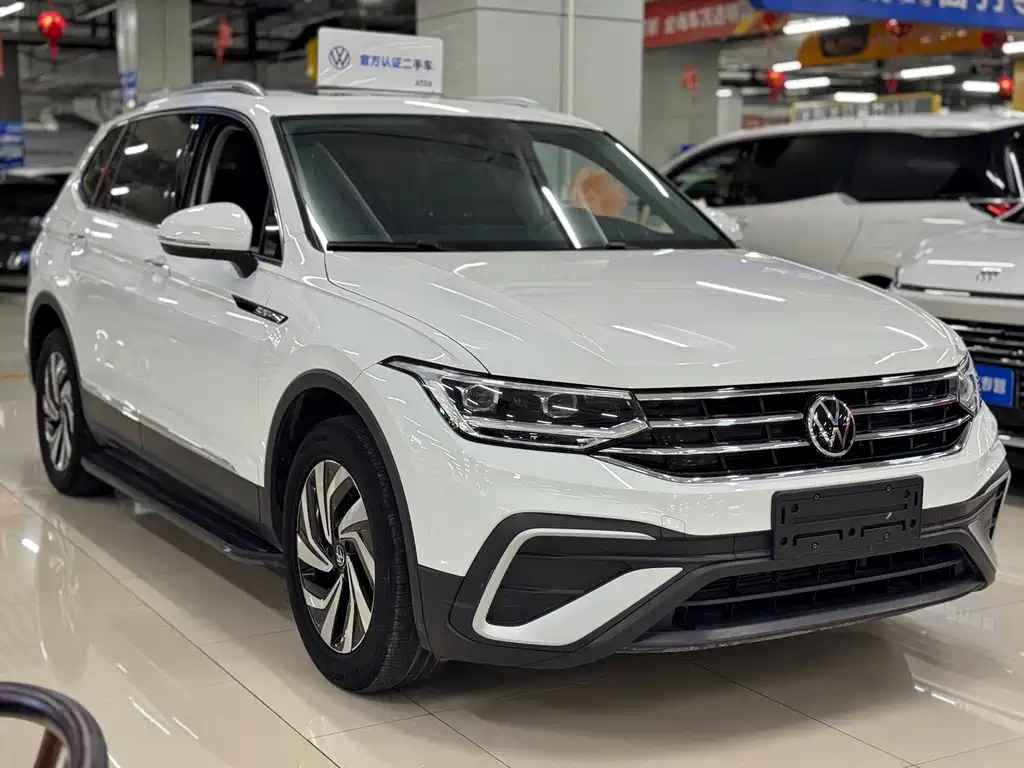 Volkswagen Tiguan L 2023