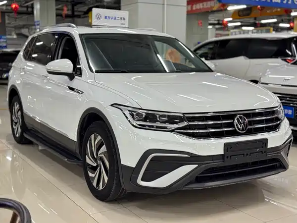 Volkswagen Tiguan L 2023