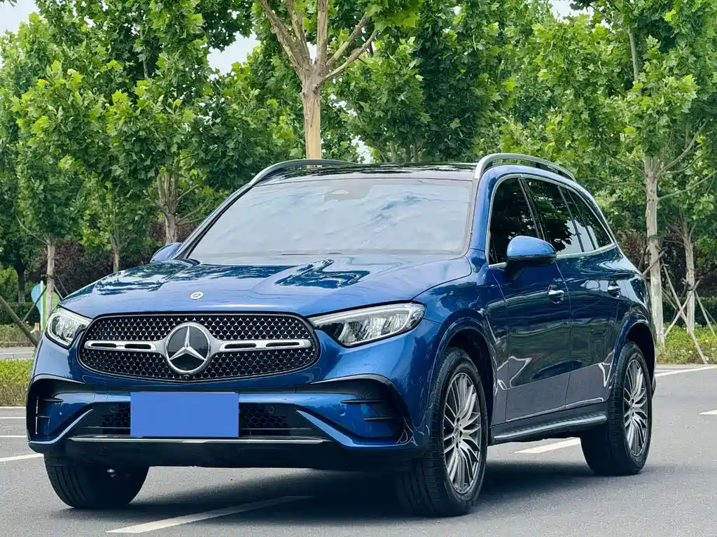 Mercedes-Benz GLC 2025 — фото 1