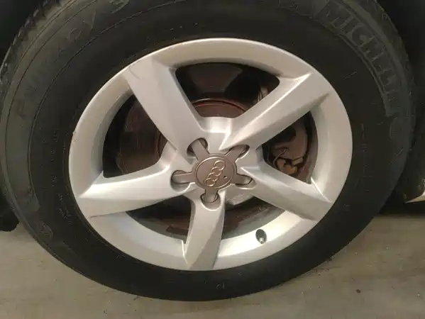 Audi A4L 2014