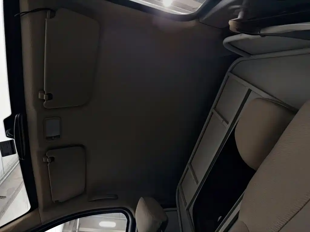 Wuling Hongguang V 2020 — фото 14