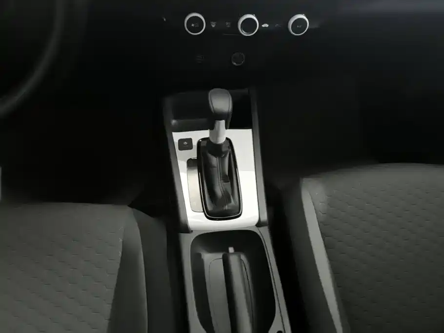 Honda Fit 2023 — фото 16