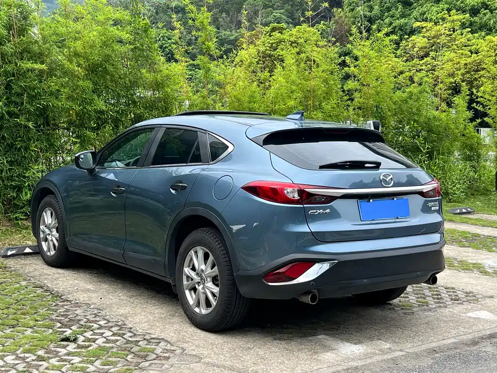Mazda CX-4 2017 — фото 6