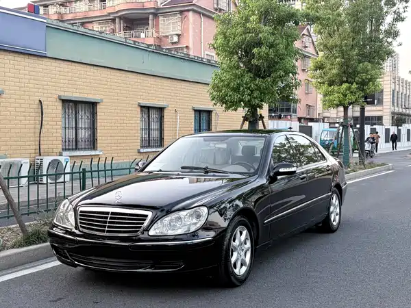 Mercedes-Benz S-Class 2004