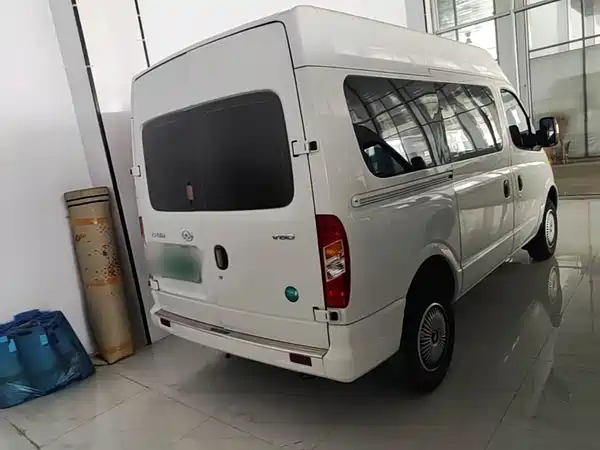 Maxus V80 2025