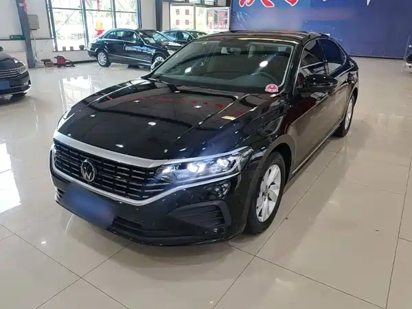 Volkswagen Passat 2025