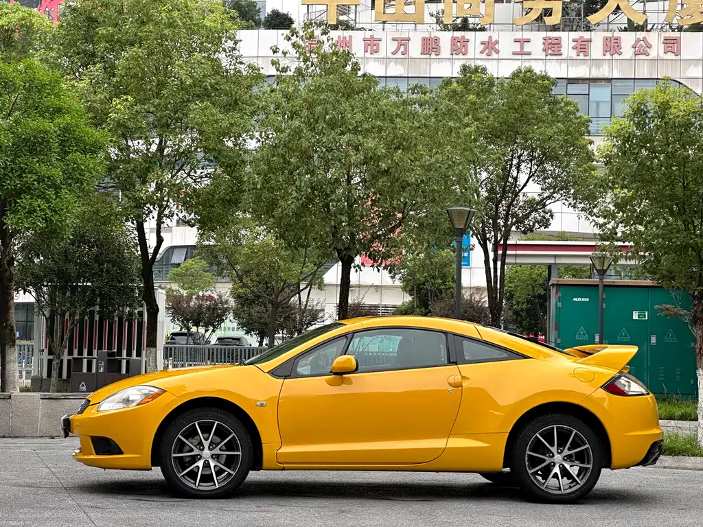 Mitsubishi Eclipse 2009
