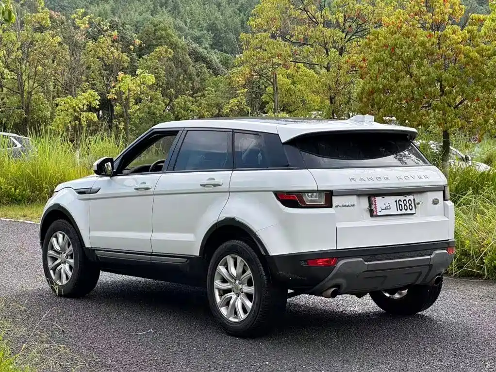 Land Rover Range Rover Evoque 2018 — фото 9