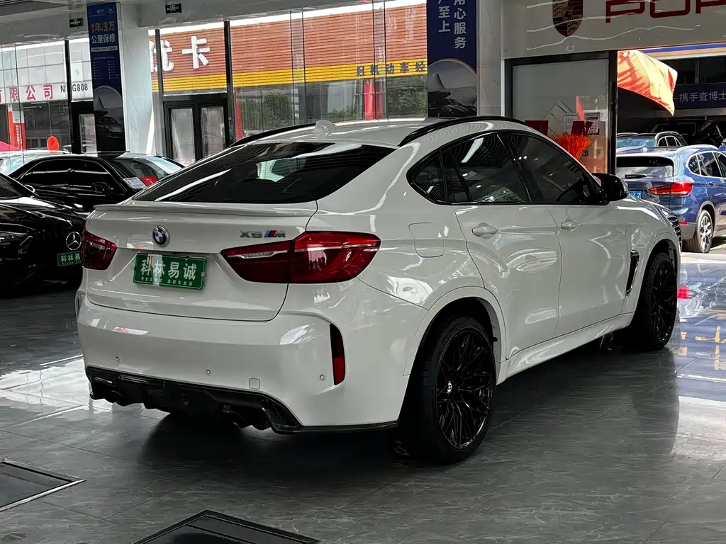 BMW X6 M 2019 — фото 4