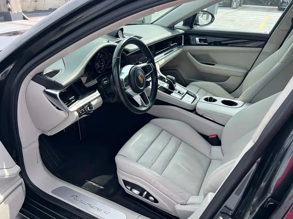 Porsche Panamera Hybrid 2018 — фото 10