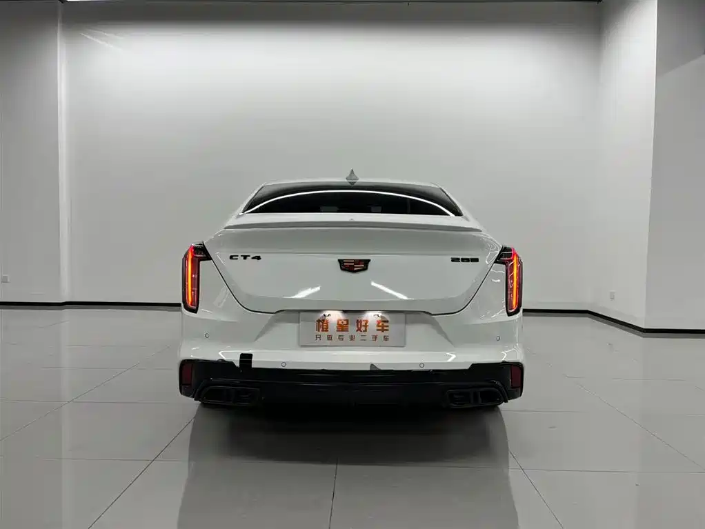 Cadillac CT4 2022 — фото 6