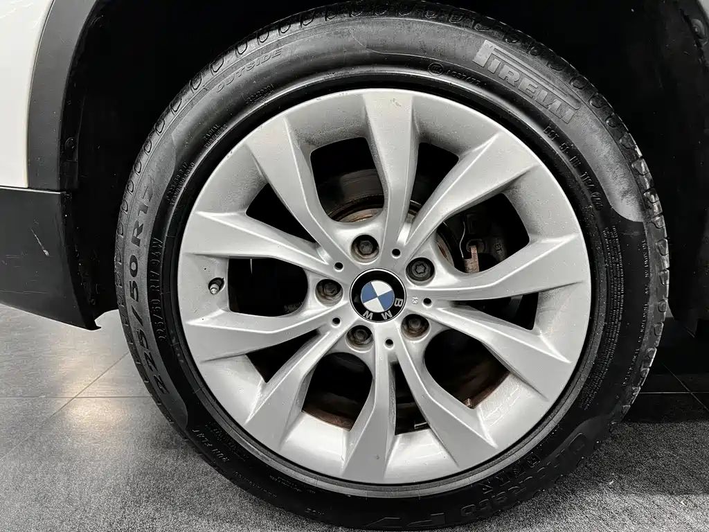 BMW X1 2013 — фото 10