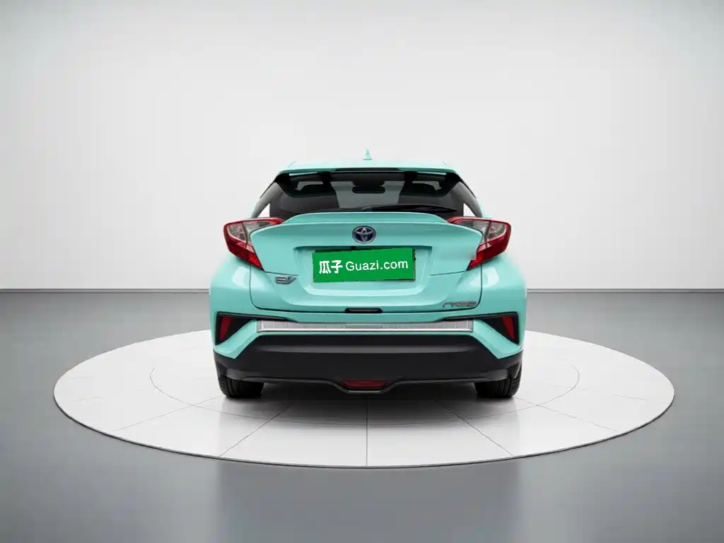 Toyota C-HR EV 2022 — фото 5
