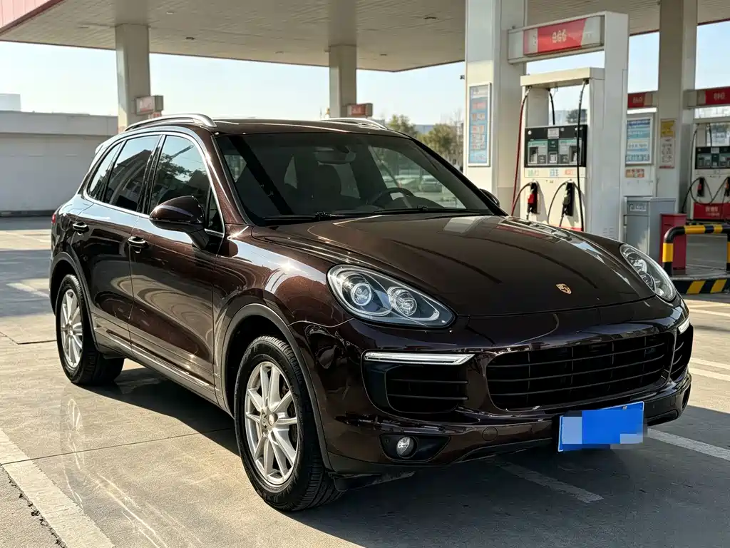 Porsche Cayenne 2016 — фото 3