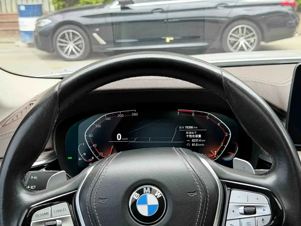 BMW 5 Series 2021 — фото 18