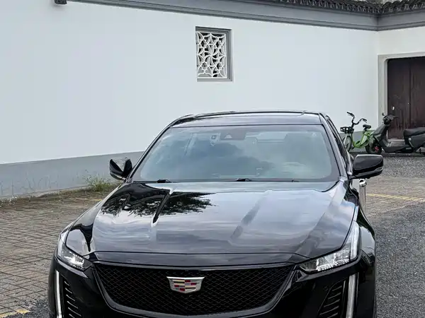 Cadillac CT5 2023