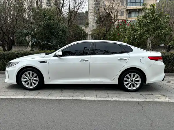 Kia K5 2016