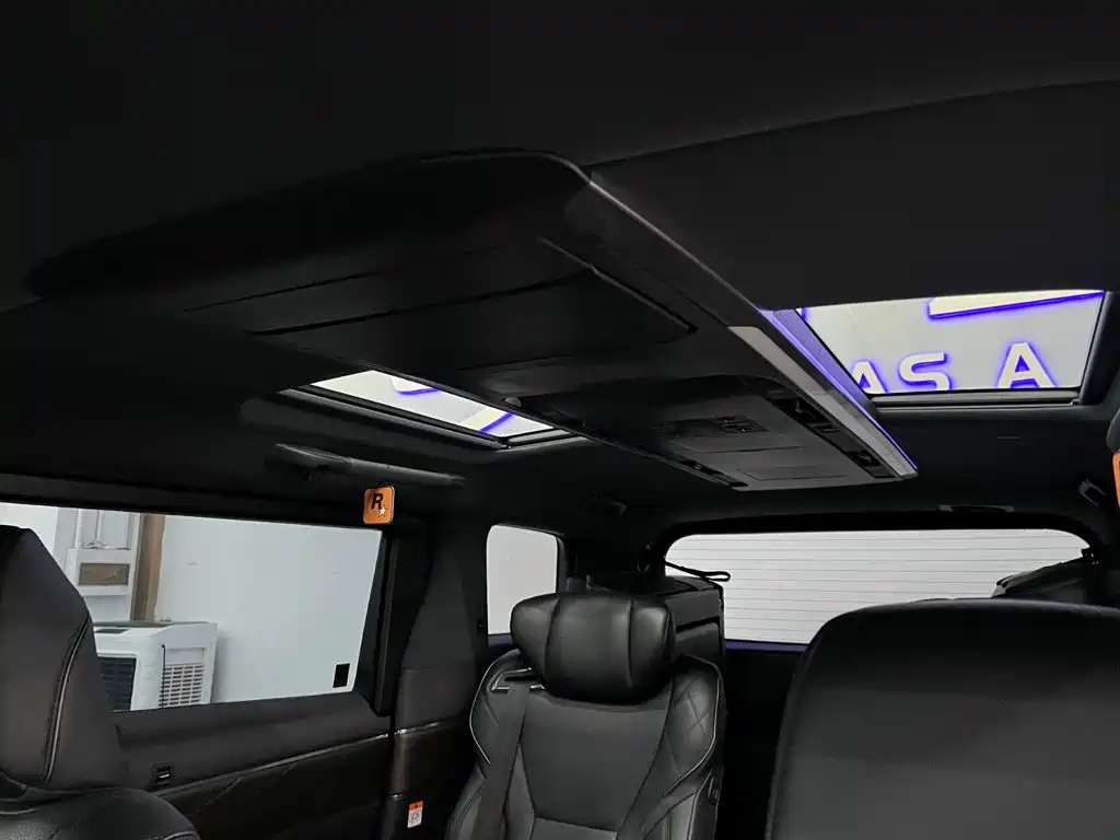 Toyota Vellfire 2024 — фото 12