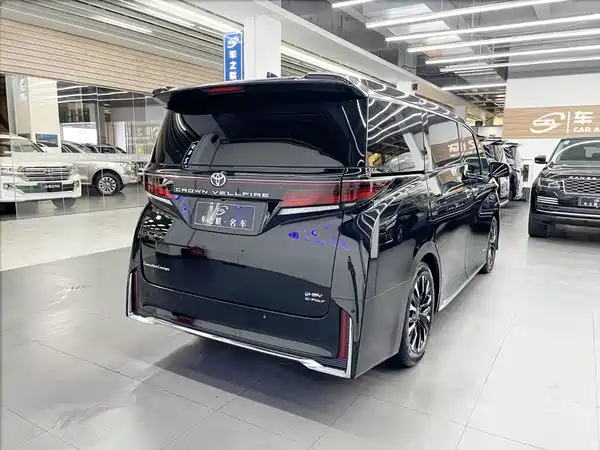 Toyota Vellfire 2024