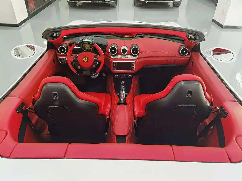 Ferrari California T 2016 — фото 10