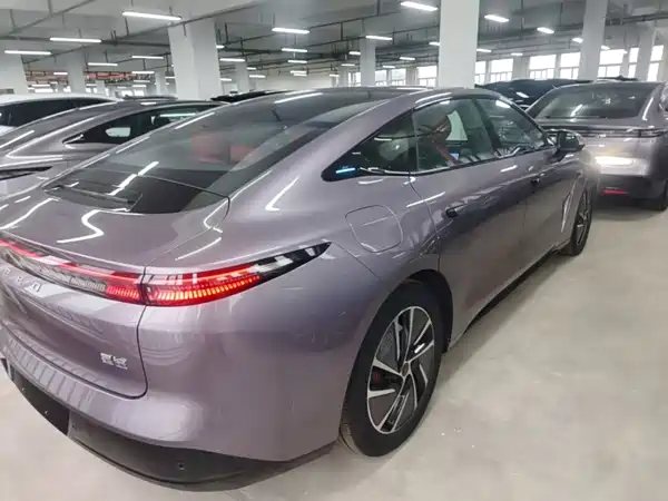 Exeed ES 2025