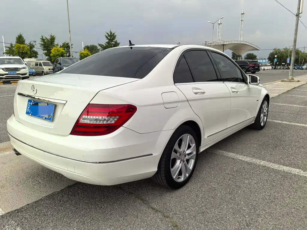 Mercedes-Benz C-Class 2012