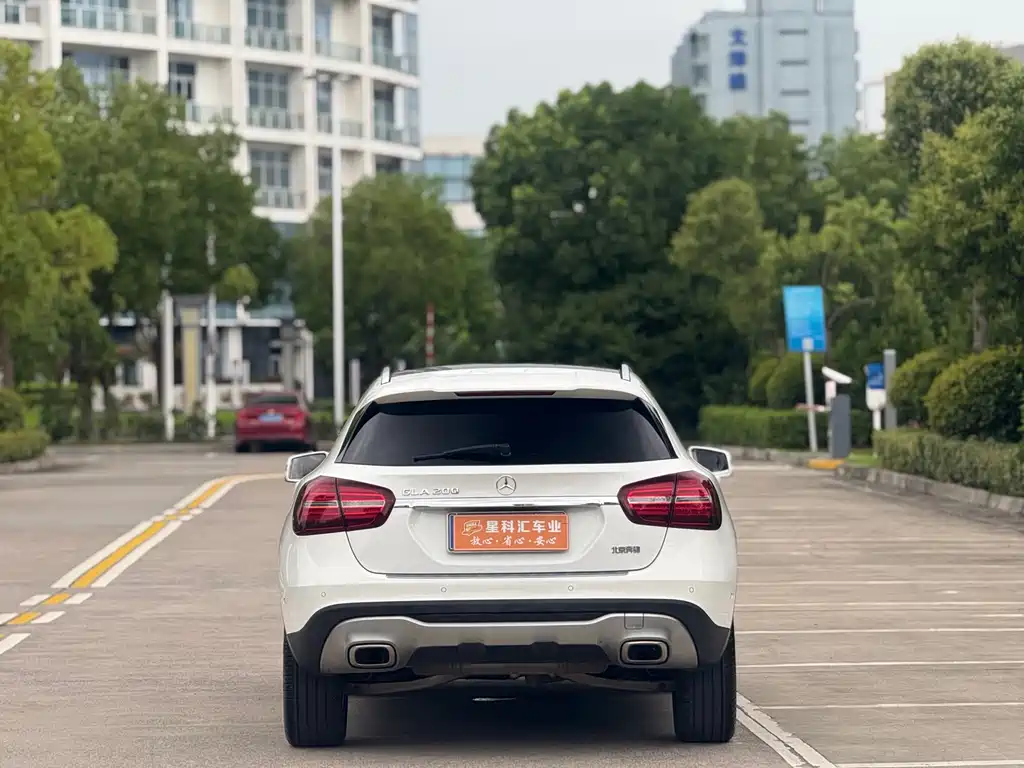 Mercedes-Benz GLA 2018 — фото 11