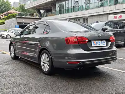 Volkswagen Sagitar 2014