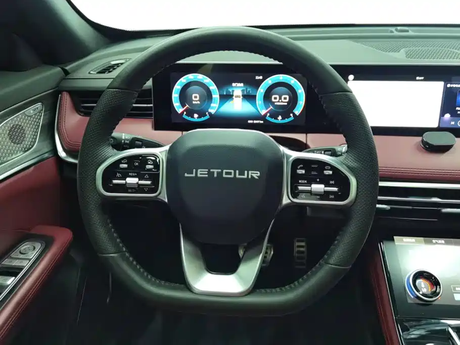Jetour X70 PLUS 2023 — фото 15