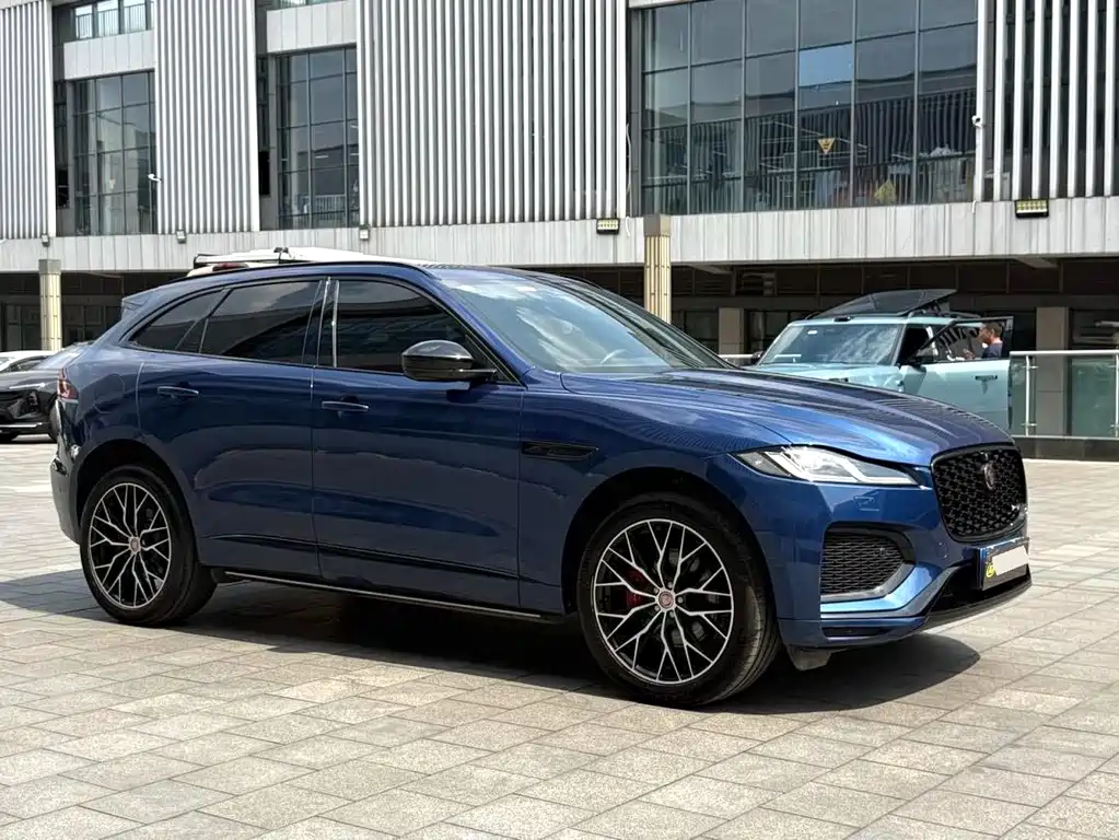 Jaguar F-PACE 2022 — фото 3