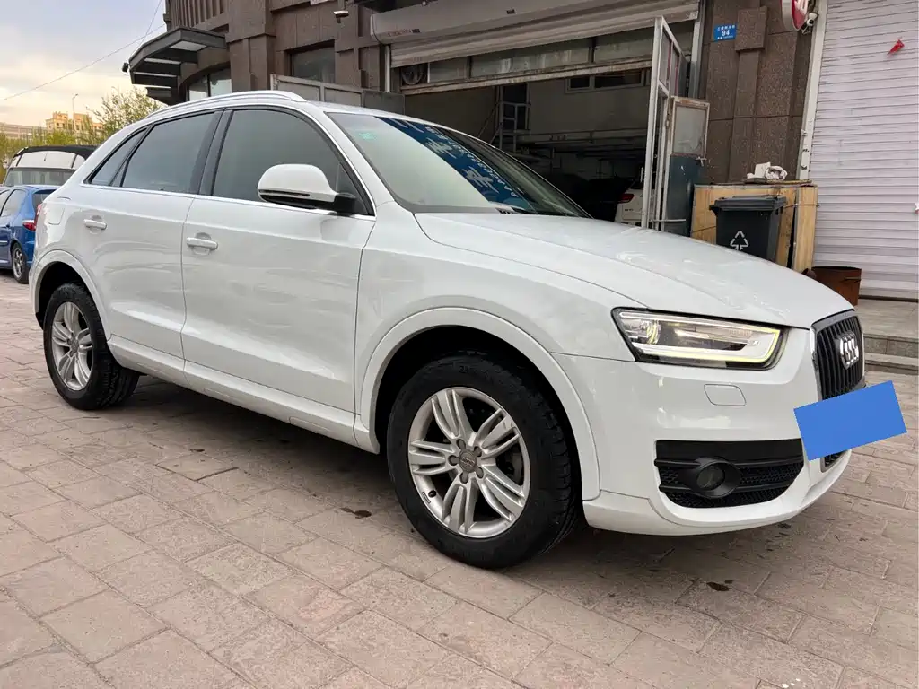 Audi Q3 2014