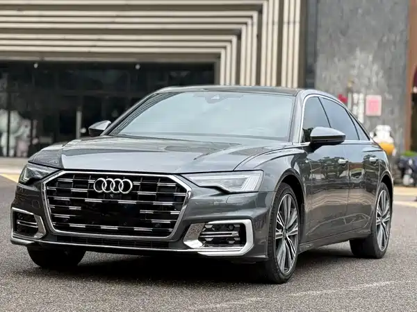 Audi A6L 2022