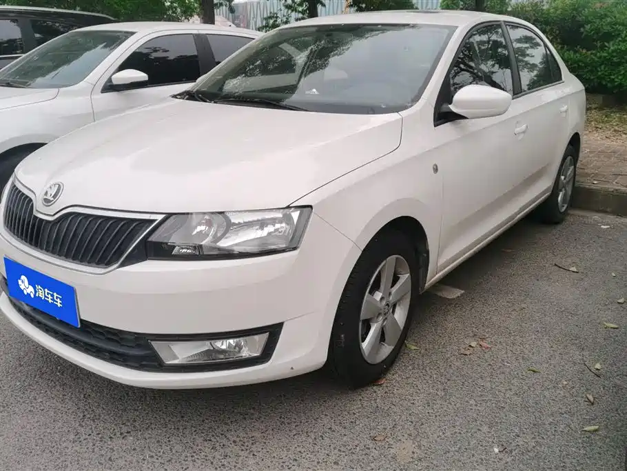 Skoda Rapid 2013