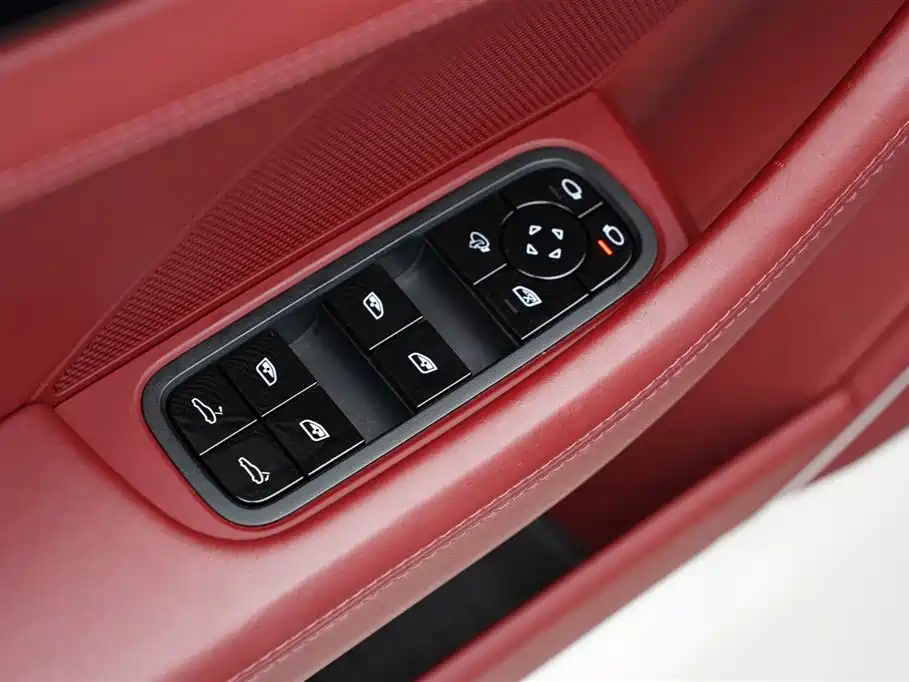 Porsche Panamera 2019 — фото 10