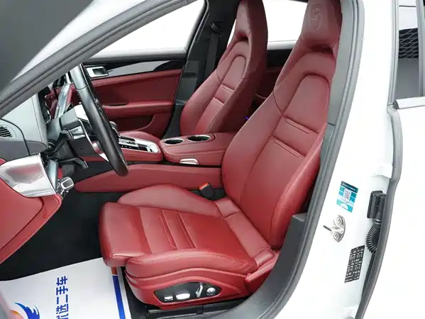 Porsche Panamera 2019