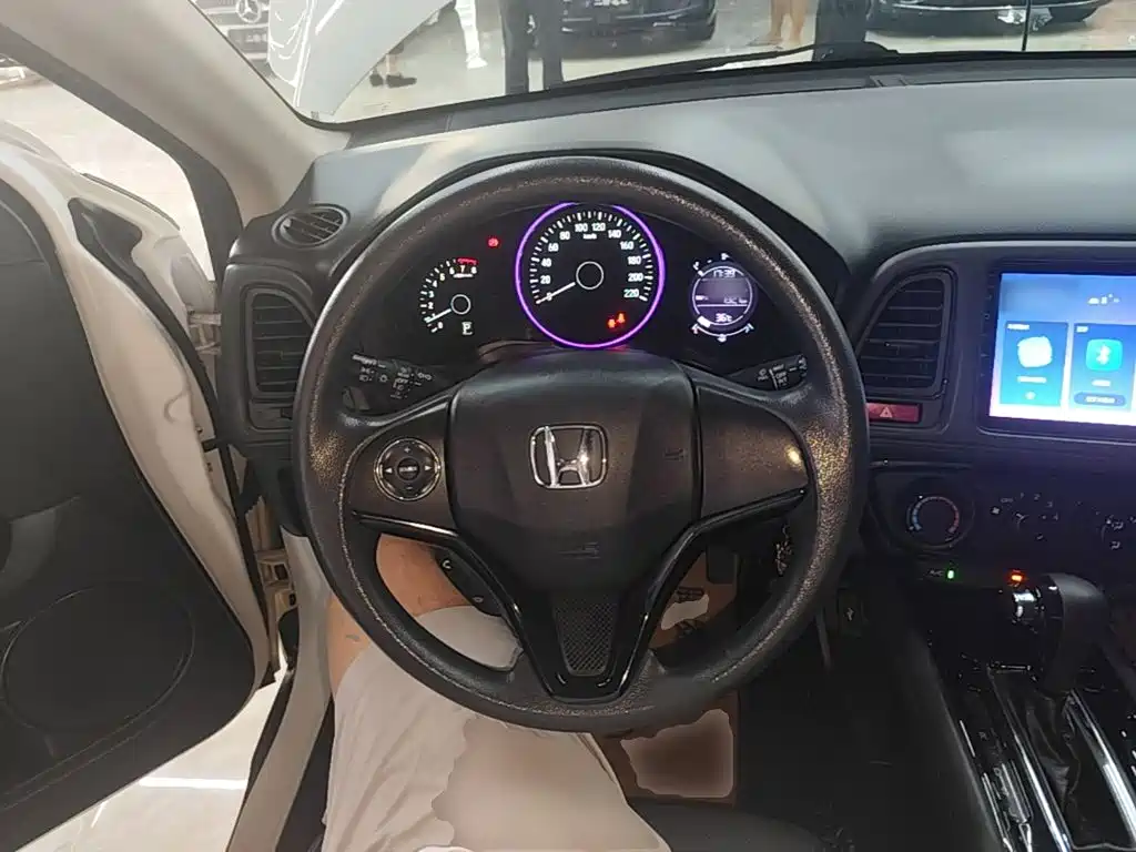 Honda Vezel 2016 — фото 11