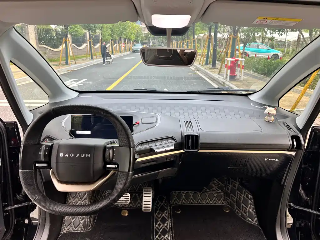Baojun Kiwi EV 2021 — фото 12