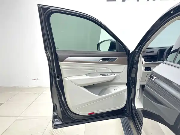 Volkswagen Tavendor 2023