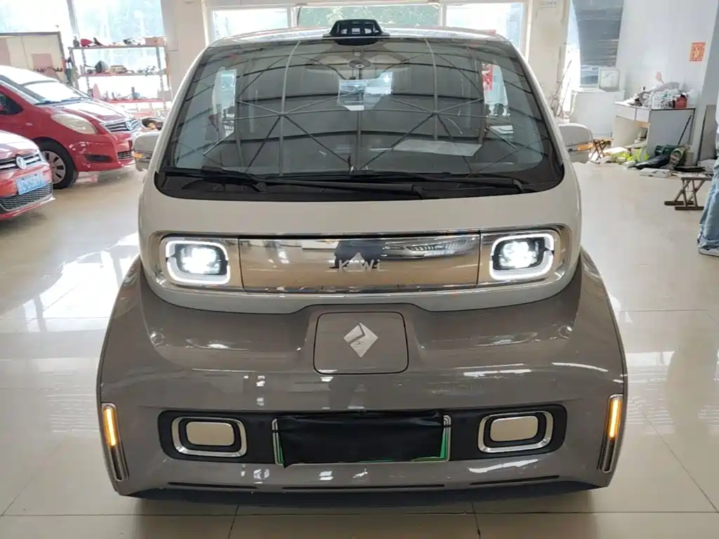 Baojun KiWi EV 2024 — фото 3