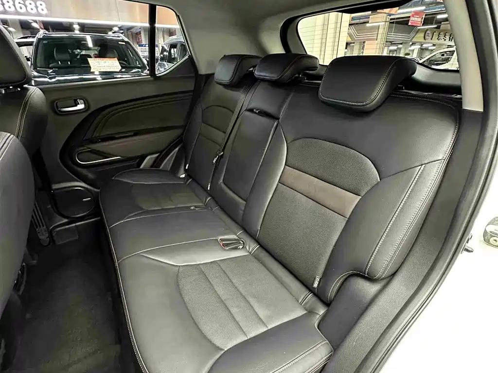 GAC Motor Trumpchi GS3 2020 — фото 23