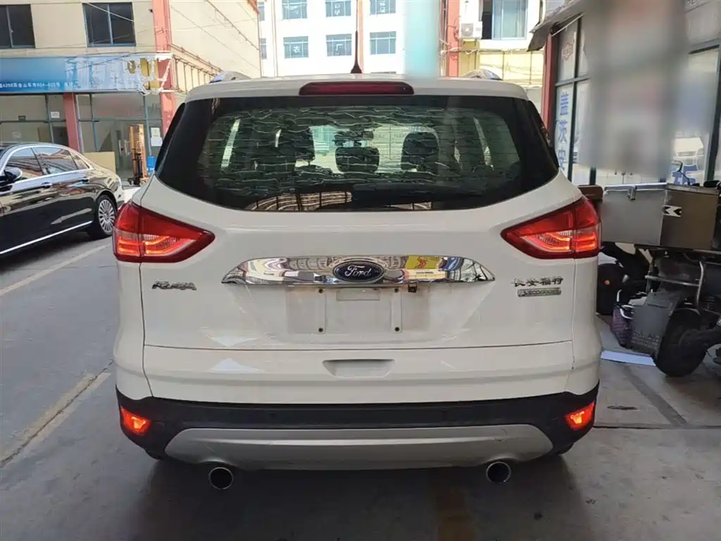 Ford Kuga 2015 — фото 6