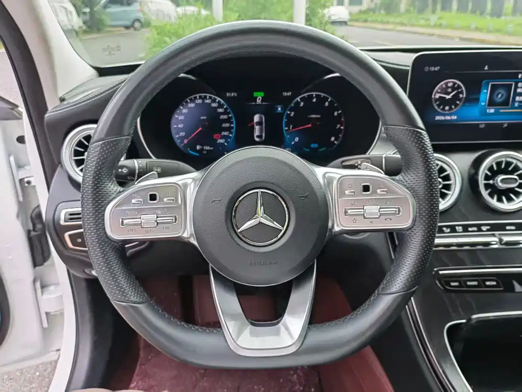 Mercedes-Benz C-Class 2020 — фото 9