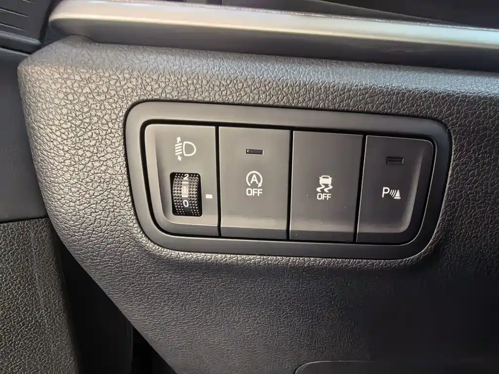 Hyundai Custo 2022 — фото 8