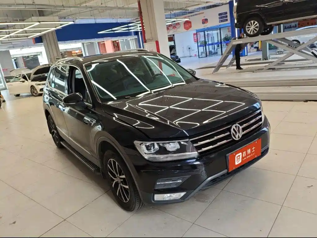 Volkswagen Tiguan L 2017 — фото 5