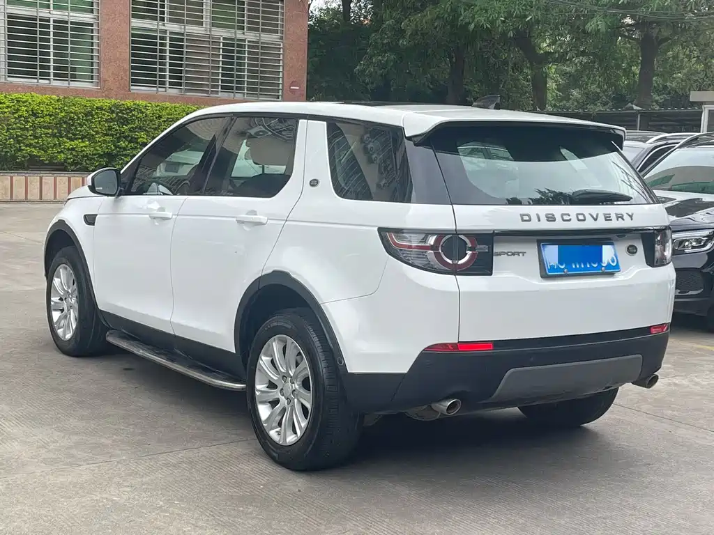 Land Rover Discovery Sport 2019 — фото 3