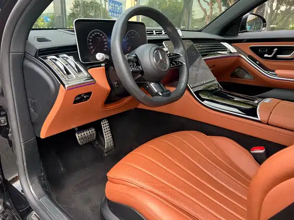 Mercedes-Benz S-Class 2024
